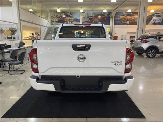 NISSAN FRONTIER 2.3 16V TURBO DIESEL PLATINUM CD 4X4 AUTOMÁTICO